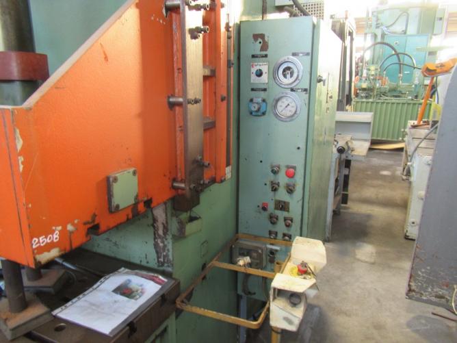 GIGANT GTP 40/2EE